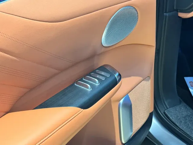Changan Qiyuan E07 — Фото автомобиля 7