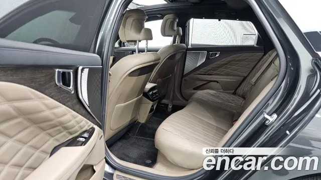 Kia K8 Hybrid — Фото автомобиля 18
