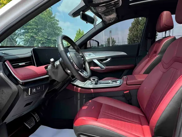 Jetour X70 Plus — Фото автомобиля 7