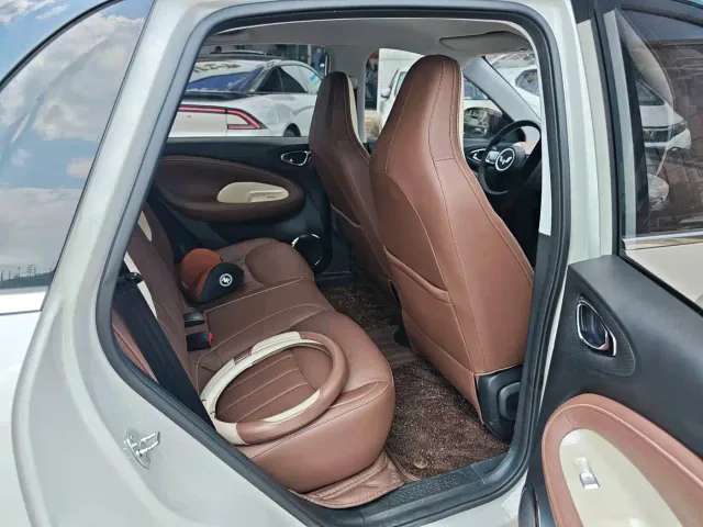 Wuling Bingo — Фото автомобиля 12