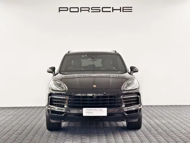 Porsche Cayenne — Фото автомобиля 4