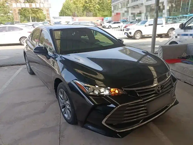 Toyota Avalon 2019 2.0L Progressive Edition (China VI) — Фото автомобиля 3
