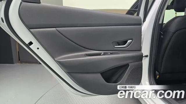 Hyundai Avante — Фото автомобиля 14