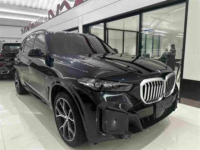 BMW X5 — Фото автомобиля 3