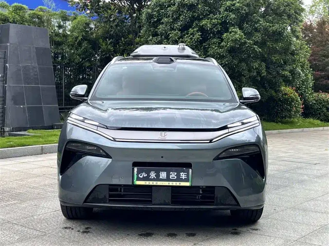 BYD Tang L — Фото автомобиля 2