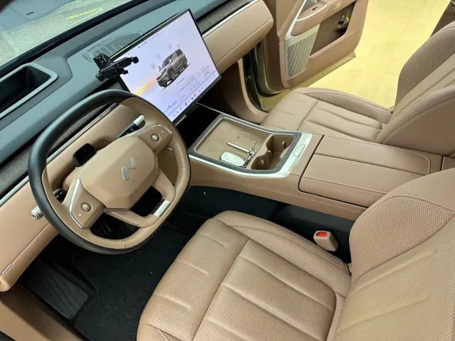 Onvo L90 — Фото автомобиля 7
