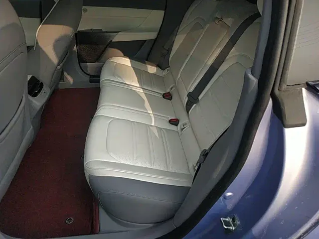Dongfeng eπ 007 — Фото автомобиля 16