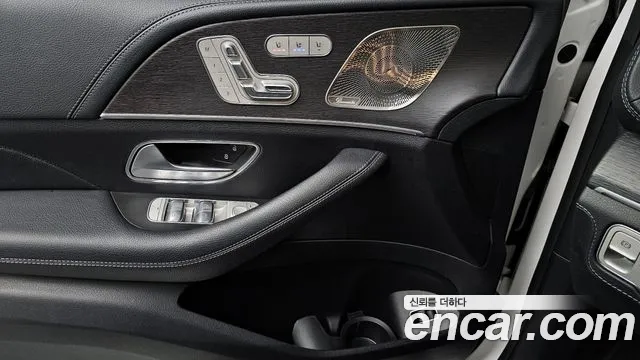 Mercedes-Benz GLS-Class — Фото автомобиля 19