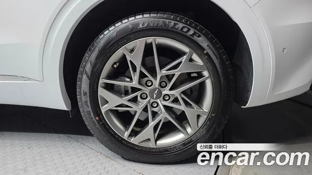 Genesis GV70 2.5T Бензин AWD — Фото автомобиля 21