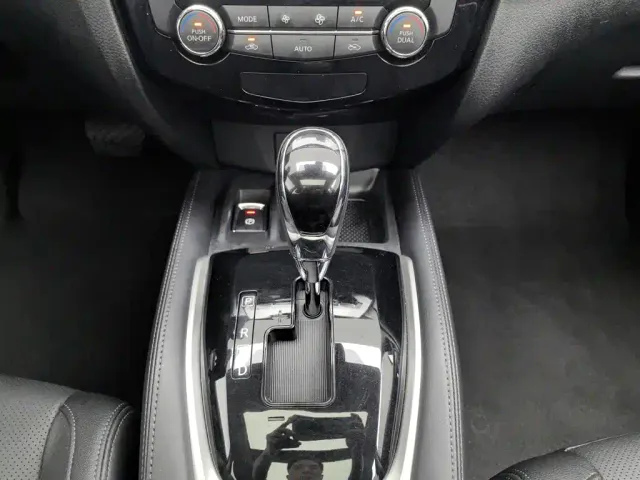 Nissan X-Trail — Фото автомобиля 13