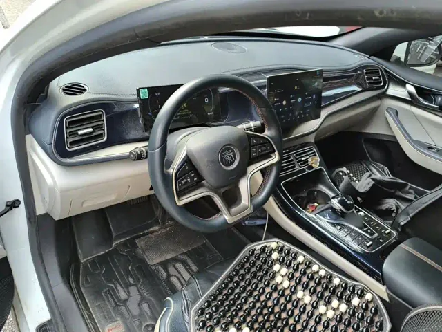 BYD Qin PLUS — Фото автомобиля 11