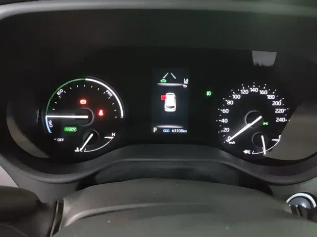 Toyota Sienna — Фото автомобиля 11
