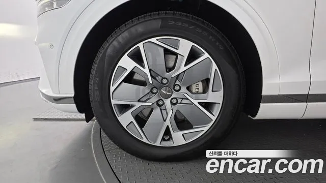 Genesis GV70 Electrified — Фото автомобиля 5
