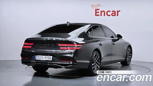 Genesis G80 Бензин 2.5 турбо AWD — Фото автомобиля 2