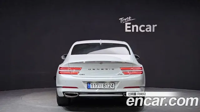Genesis G80 Бензин 3.5 турбо AWD — Фото автомобиля 4