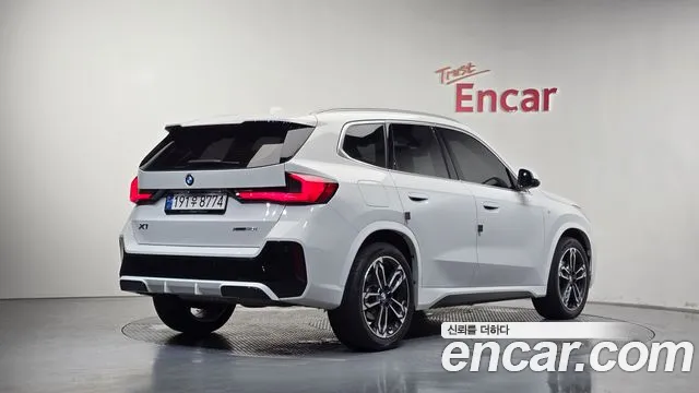BMW X1 — Фото автомобиля 2