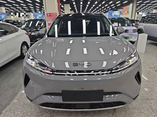 BYD Sealion 05 EV — Фото автомобиля 2