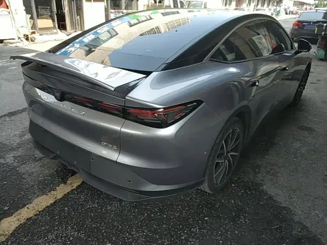 Arcfox Alpha S5 — Фото автомобиля 6