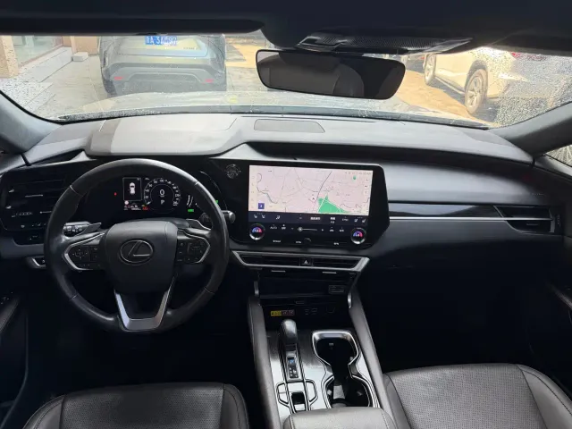 Lexus RX — Фото автомобиля 5