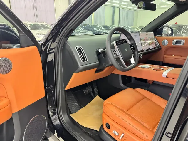 Li Auto L6 — Фото автомобиля 5