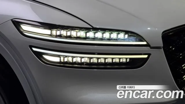 Genesis GV70 2.5T Бензин 2WD — Фото автомобиля 19