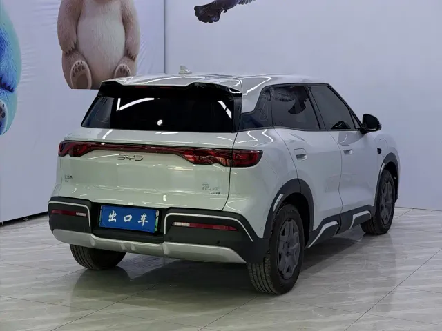 BYD Yuan UP — Фото автомобиля 4