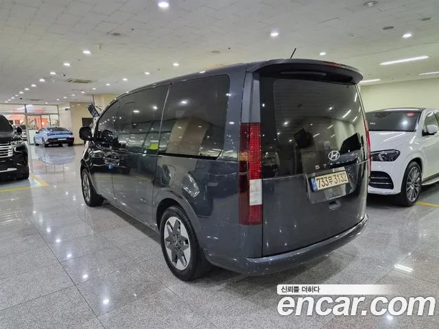 Hyundai Staria — Фото автомобиля 3