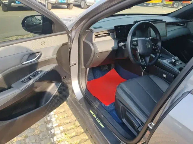 BYD Qin PLUS — Фото автомобиля 15