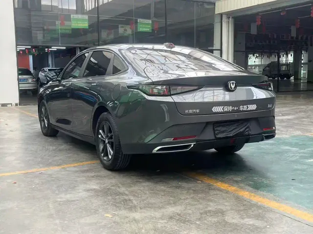 Changan Lamore — Фото автомобиля 14