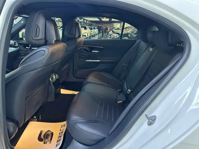 Mercedes-Benz C-Class — Фото автомобиля 5