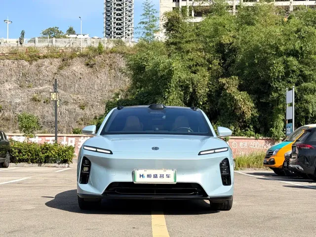 Nio ET5 — Фото автомобиля 2