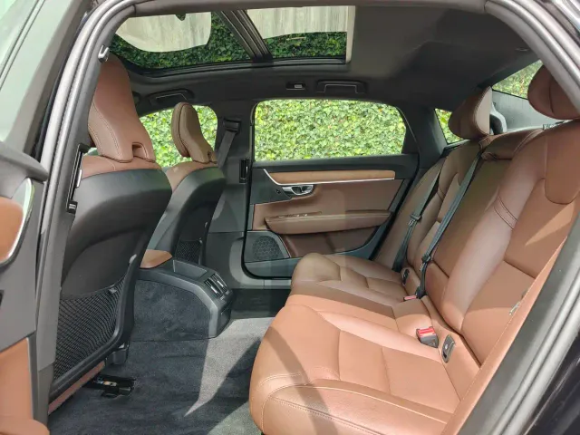 Volvo S90 — Фото автомобиля 10