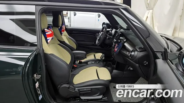 Mini Cooper — Фото автомобиля 11