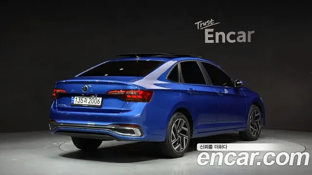Volkswagen Jetta — Фото автомобиля 2