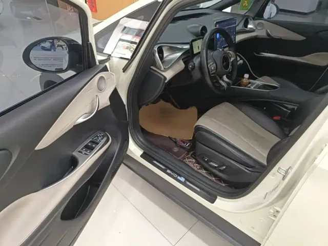 BYD Dolphin — Фото автомобиля 15