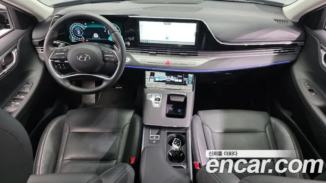 Hyundai Grandeur New — Фото автомобиля 10
