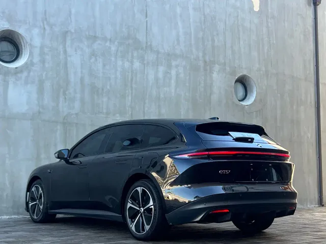 Nio ET5 Touring — Фото автомобиля 12