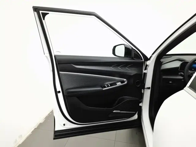 Geely Boyue — Фото автомобиля 8