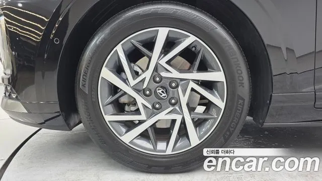 Hyundai Grandeur GN7 — Фото автомобиля 5