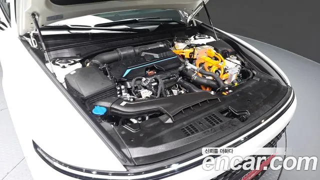 Hyundai Grandeur — Фото автомобиля 3