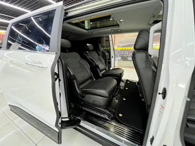 Hyundai Custo — Фото автомобиля 14