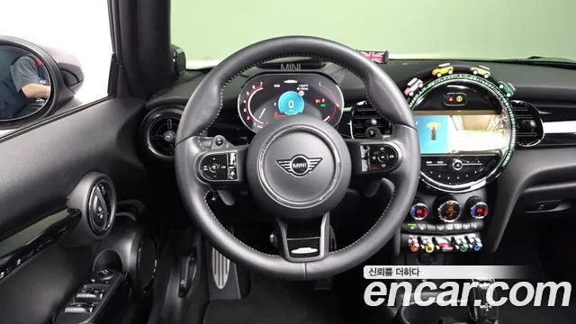 MINI Cooper Convertible — Фото автомобиля 18