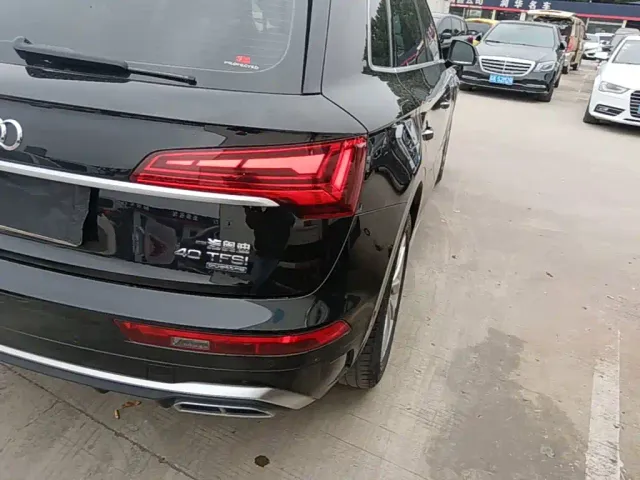 Audi Q5L — Фото автомобиля 7