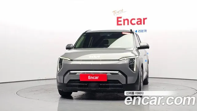 Kia EV3 — Фото автомобиля 3