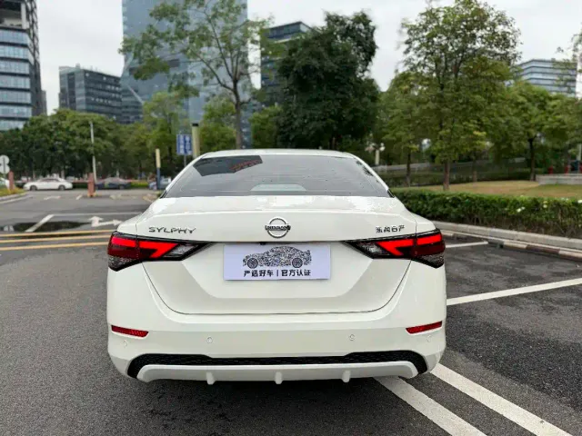 Nissan Sylphy — Фото автомобиля 7