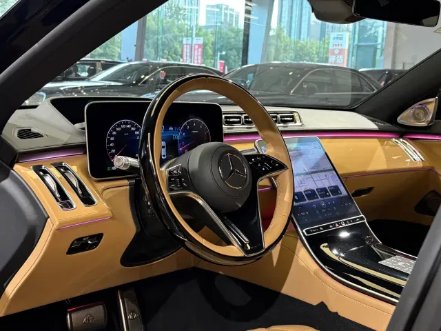 Mercedes-Benz Maybach S-Class — Фото автомобиля 12
