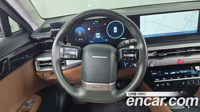 Hyundai Grandeur Grandeur (GN7) 2.5 Бензин 2WD — Фото автомобиля 13