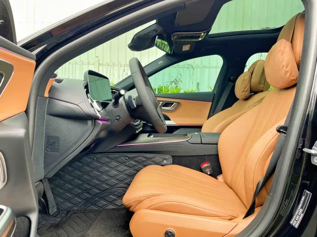 Mercedes-Benz E-Class — Фото автомобиля 4