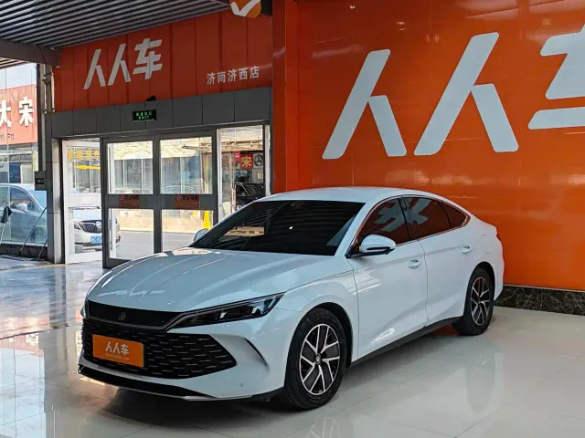 Фотография автомобиля — BYD Qin L