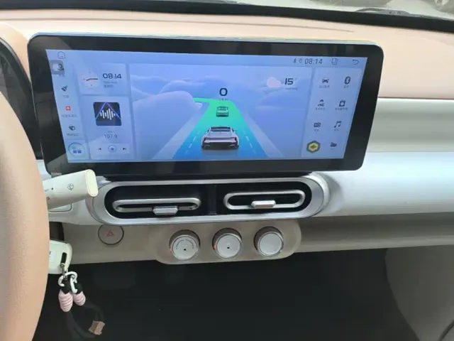 Wuling Hongguang Mini EV — Фото автомобиля 12